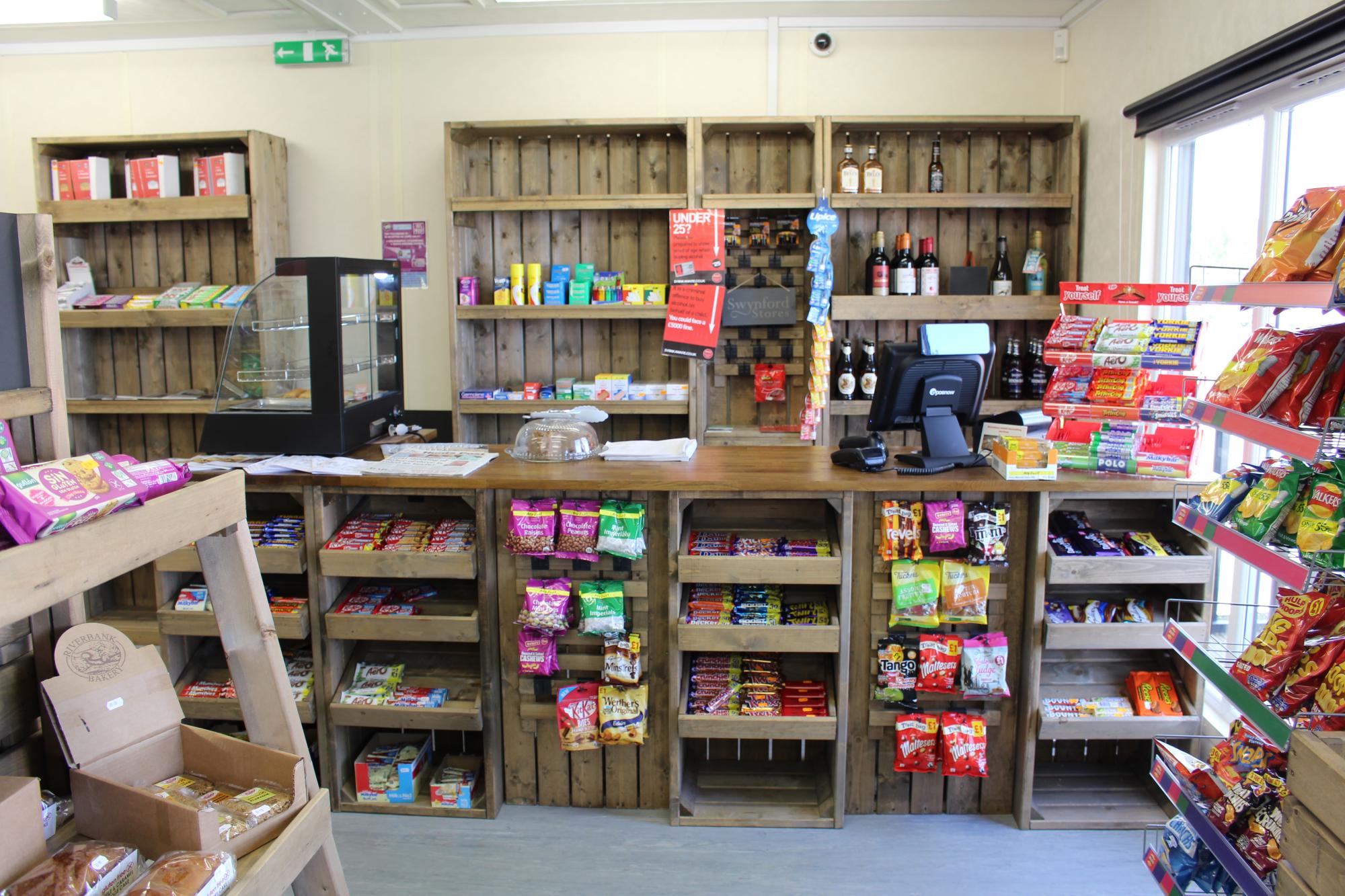 community shop cabin